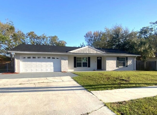 Building Photo - 6949 Magdelena Dr