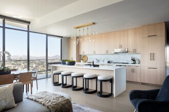 Interior Photo - Argyle House