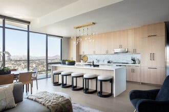 Interior Photo - Argyle House