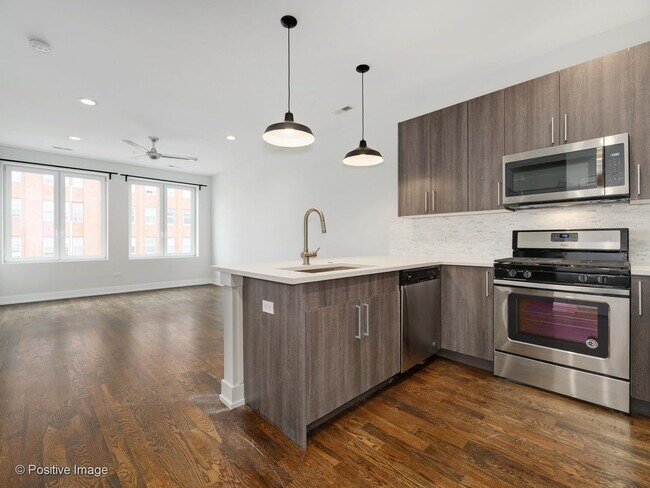 Foto del edificio - 4428 N Sheridan Rd