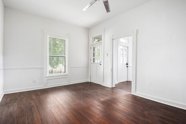 Foto del edificio - 1653 N Delaware St