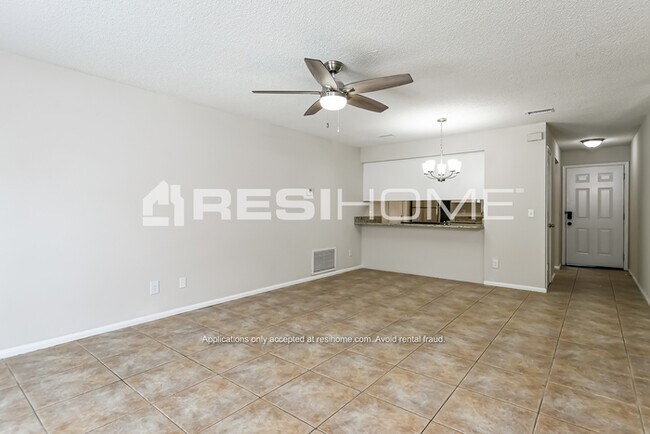 Foto del edificio - 3848 Beachman Dr