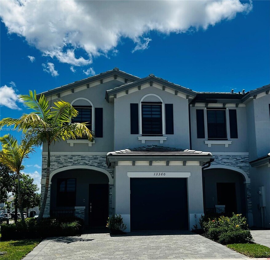 Foto principal - 13360 SW 286th St