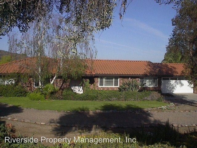 Building Photo - 15747 Rancho Viejo Dr