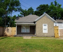 Building Photo - 3015 N Kentucky Ave