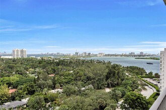 Building Photo - 780 NE 69th St