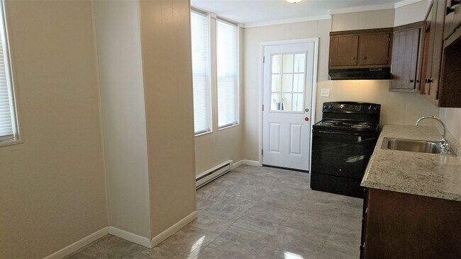 Foto del edificio - 4707 Derry St