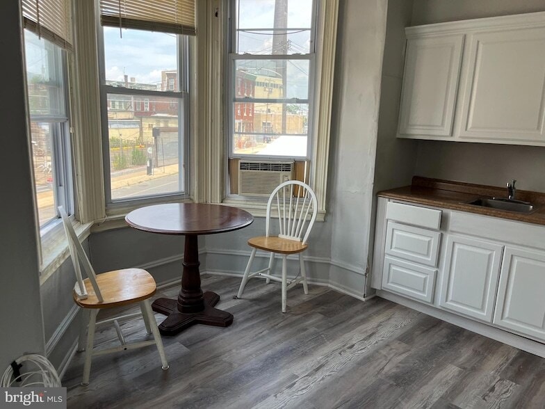 Foto principal - 3315 N Park Ave
