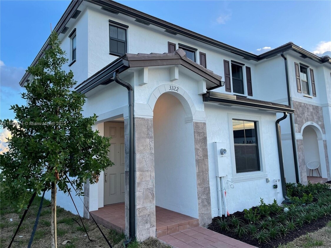 3322 W 114th Terrace, Hialeah, FL 33018 House Rental in Hialeah, FL