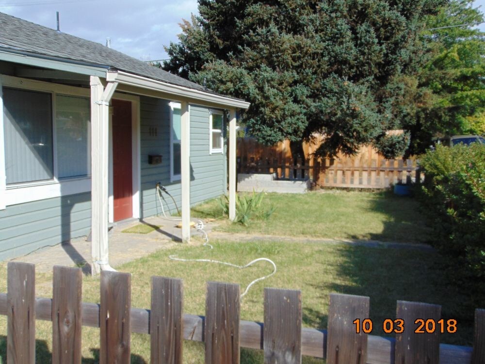 Primary Photo - 2-bedroom Cottage in East Medford