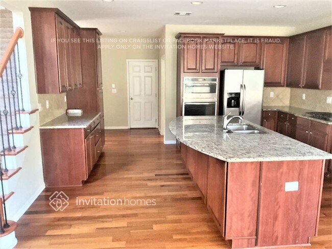 Building Photo - 5709 Jamerson Dr