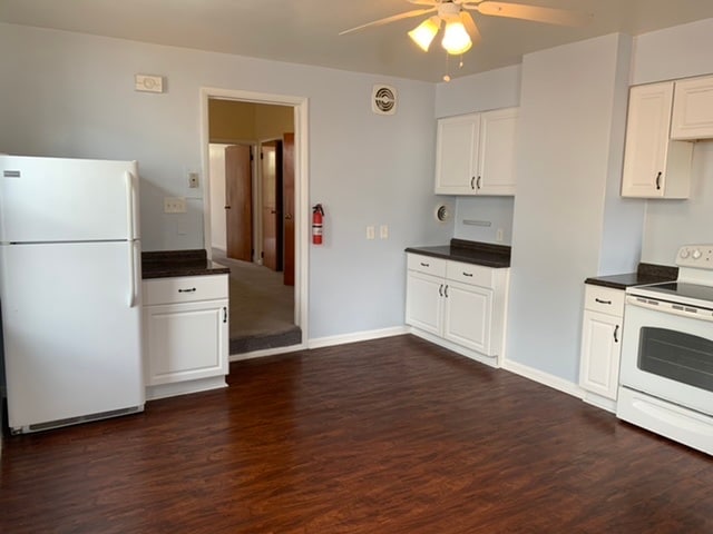 Kitchen - 438 Taylor St