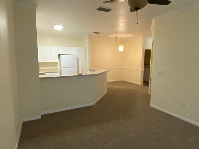Foto del edificio - Condo for rent