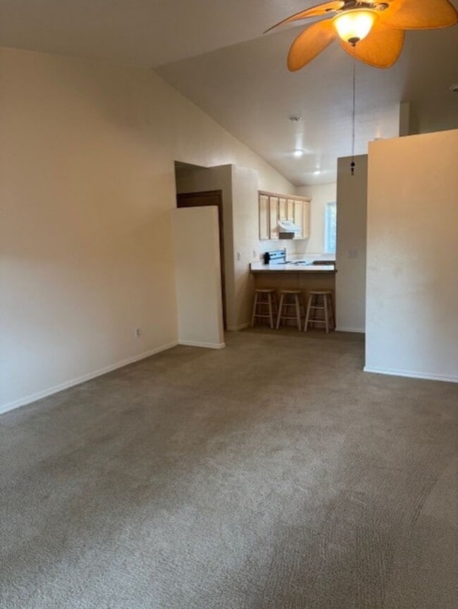 Foto del edificio - 2 Bdrm 1 bath