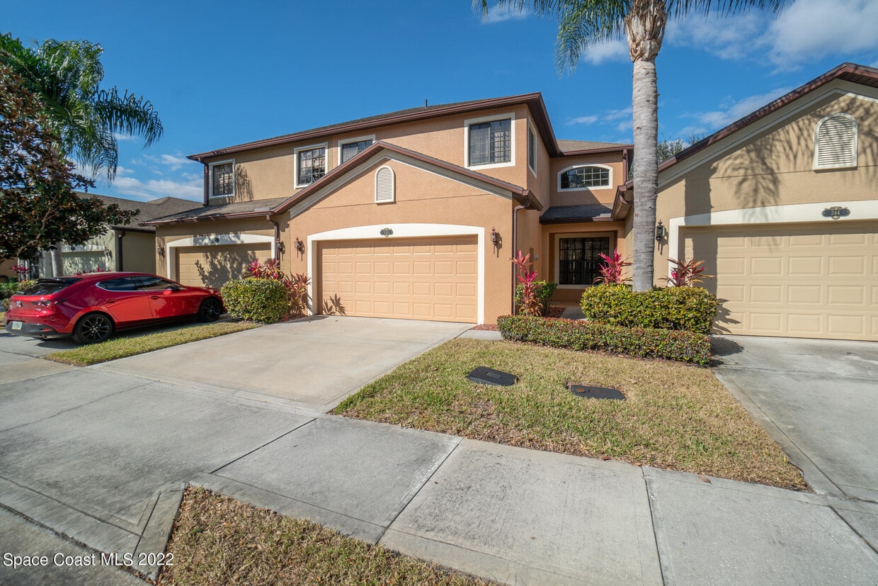Foto principal - 234 Murano Dr
