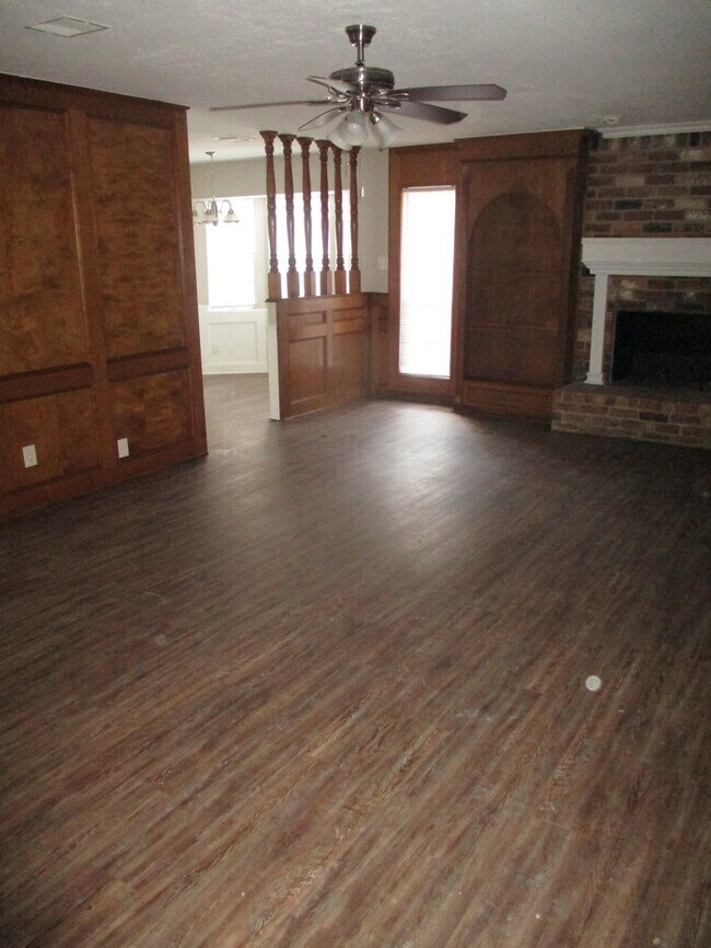 Foto del edificio - Call 832-538-3442 To Schedule Your Showing...