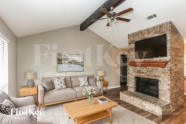 Foto del edificio - 231 Myrtle Dr