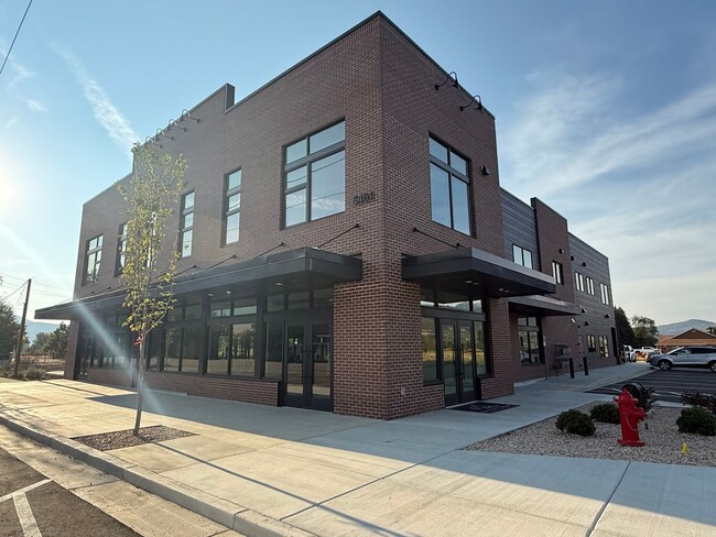 Foto del edificio - Valley Apartments