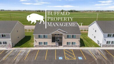 Building Photo - 6277 N Silver Fox Rd