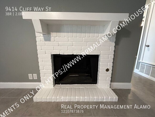 Foto del edificio - 9414 Cliff Way St