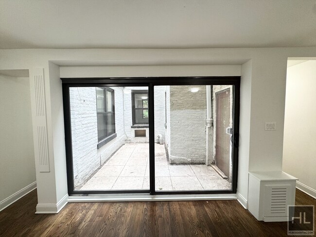Foto del edificio - EAST 72 STREET