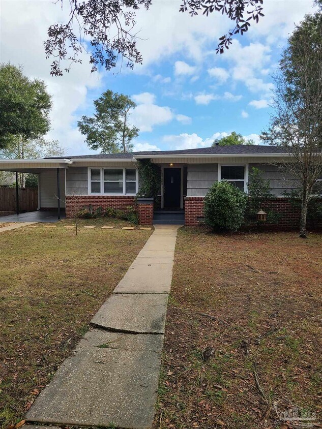 Foto principal - 3706 N 12th Ave