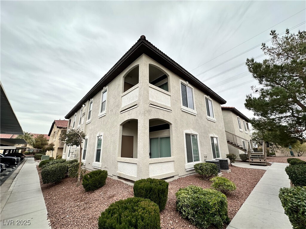 Foto principal - 3354 Indian Shadow St
