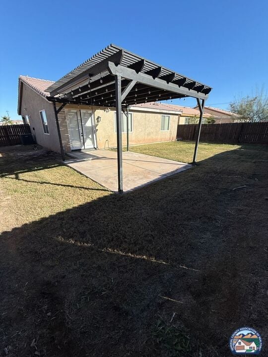 Building Photo - 867 Fieldview Ave