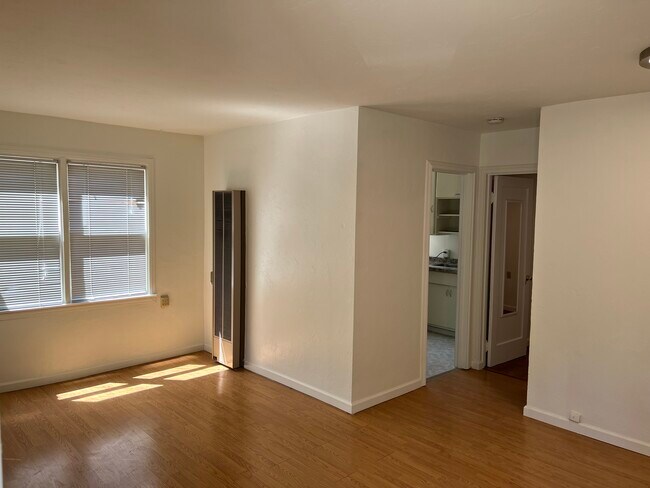 Sala de estar - 4035 V St