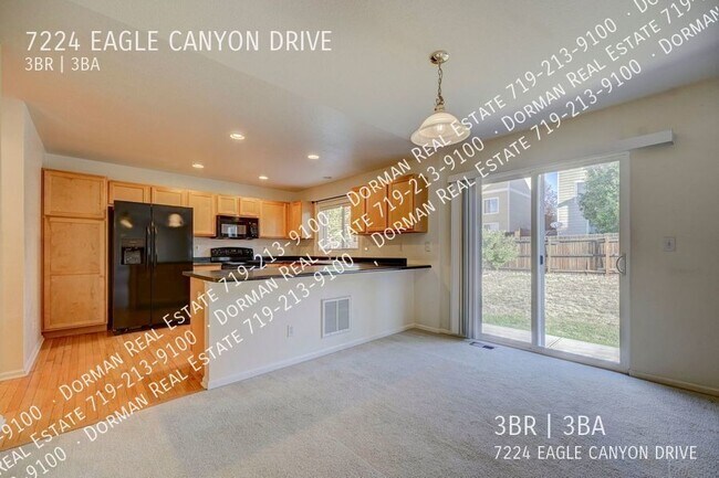 Building Photo - 3 bedroom home with AC