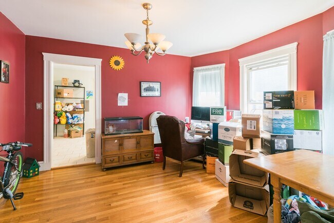 Dining Room - 71 Manthorne Rd