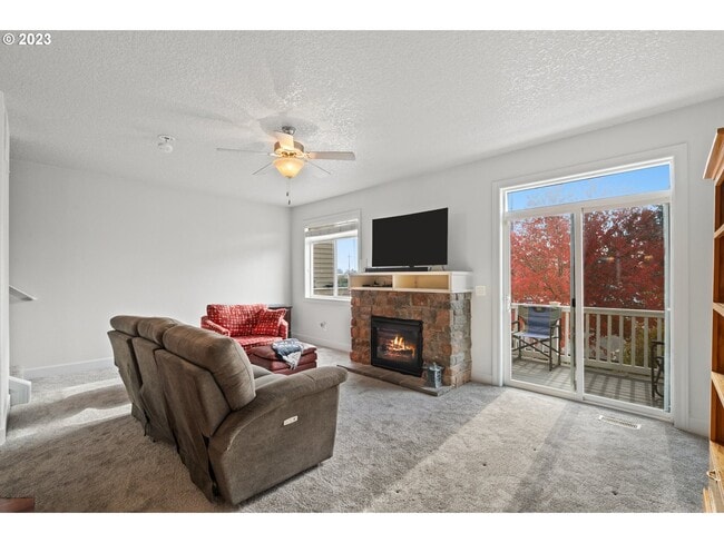 Building Photo - 3509 NE 80th St