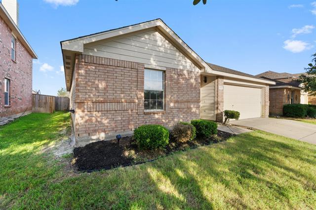Building Photo - 1030 Churchill Dr