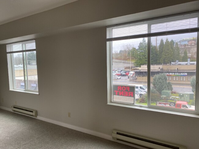 Foto del edificio - 334 Wells Ave S
