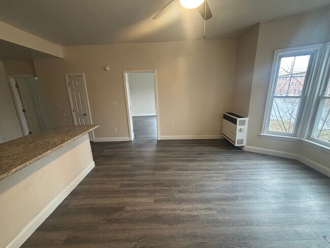 Foto del edificio - 253 Lisbon St