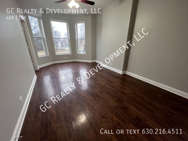 Foto del edificio - ***FRESH PAINT / 4 BDRM / UPDATED / APPLIA...