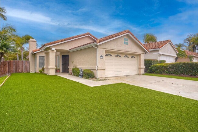 Building Photo - 3750 Via Del Rancho