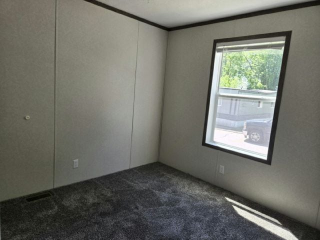 Building Photo - 499 Blackbird Ln