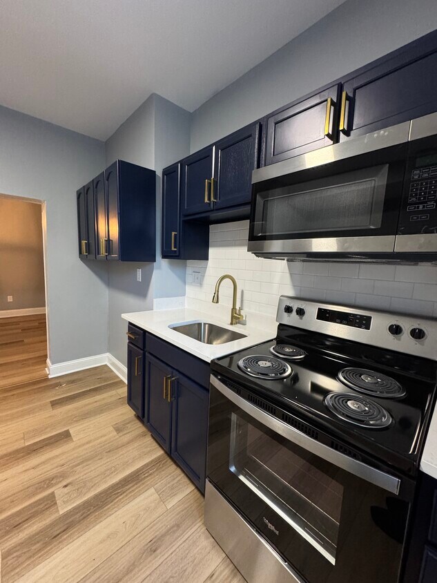 Foto principal - 1631 N Patterson Park Ave