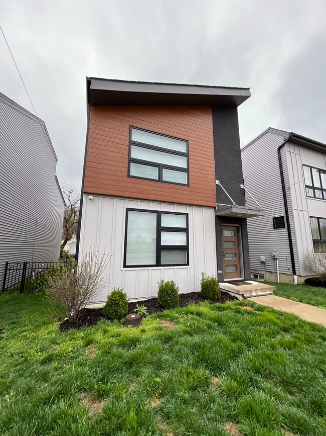 Building Photo - 3842 Duck Creek Rd