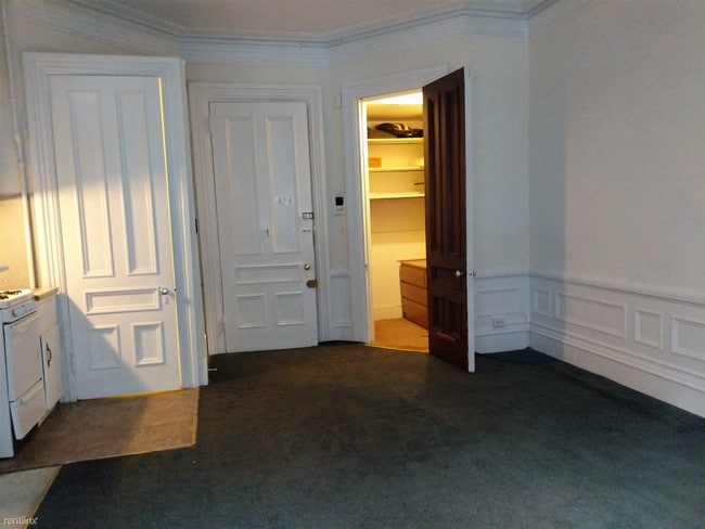 Building Photo - Studio, 1 bath  - 325 Beacon St