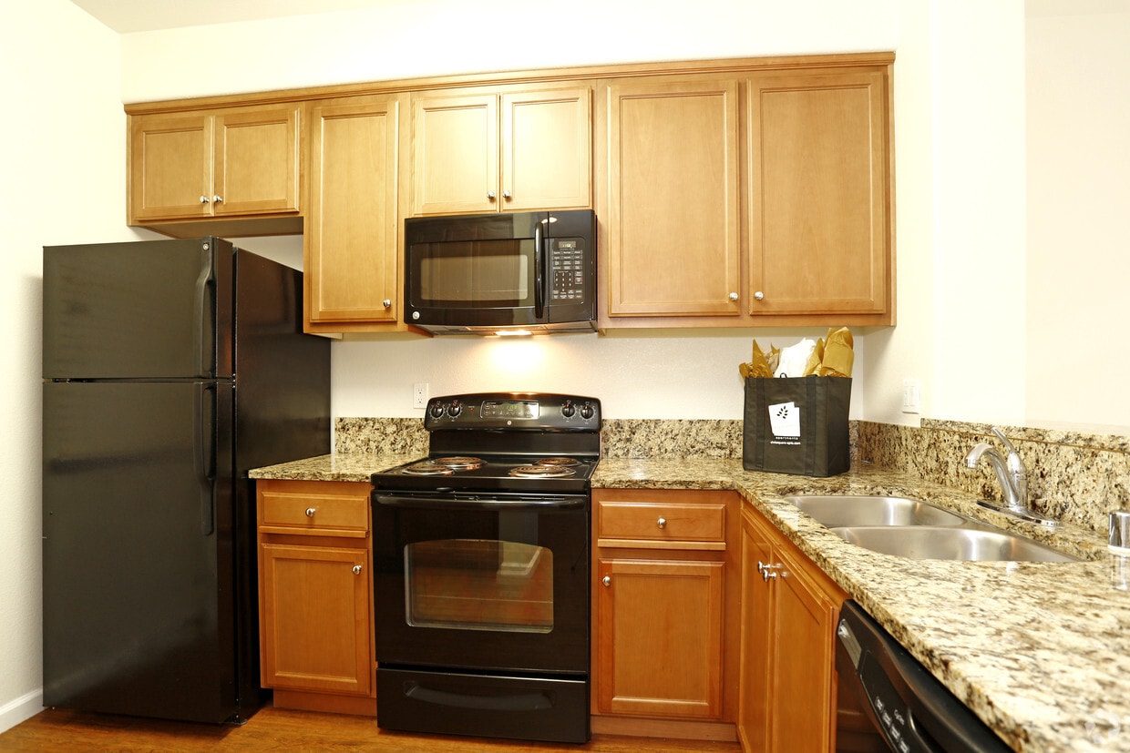 Civic Square Apartments Pleasanton, CA