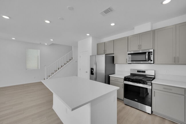 Foto del edificio - 5916 Obsidian Sky Ave