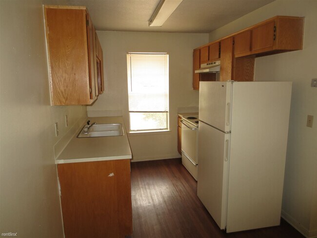 Building Photo - 2909 Prairie Flower Cir