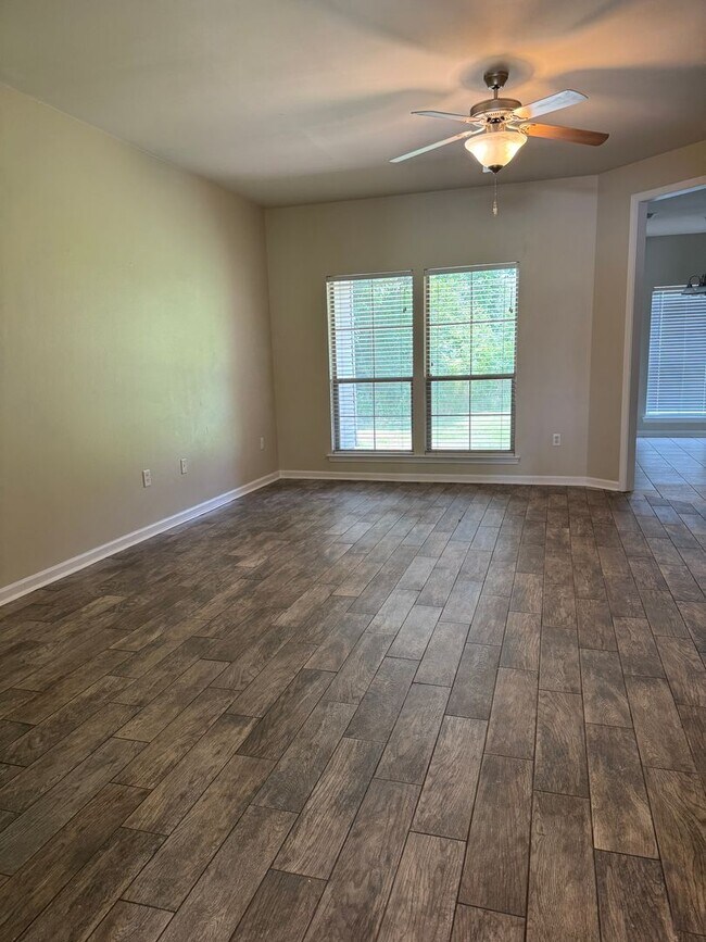 Foto del edificio - Beautiful Rental in Walker, LA