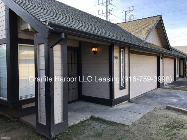 Building Photo - 2 br, 2 bath Duplex - 7457 Power Inn Road B