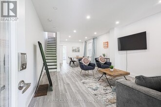 Building Photo - 53 Aldridge Ave