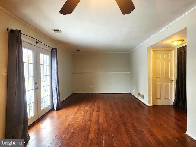 Building Photo - 292 Ternwing Dr