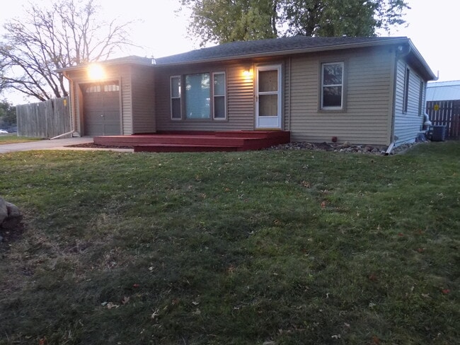 Foto del edificio - 5800 Gillan Rd