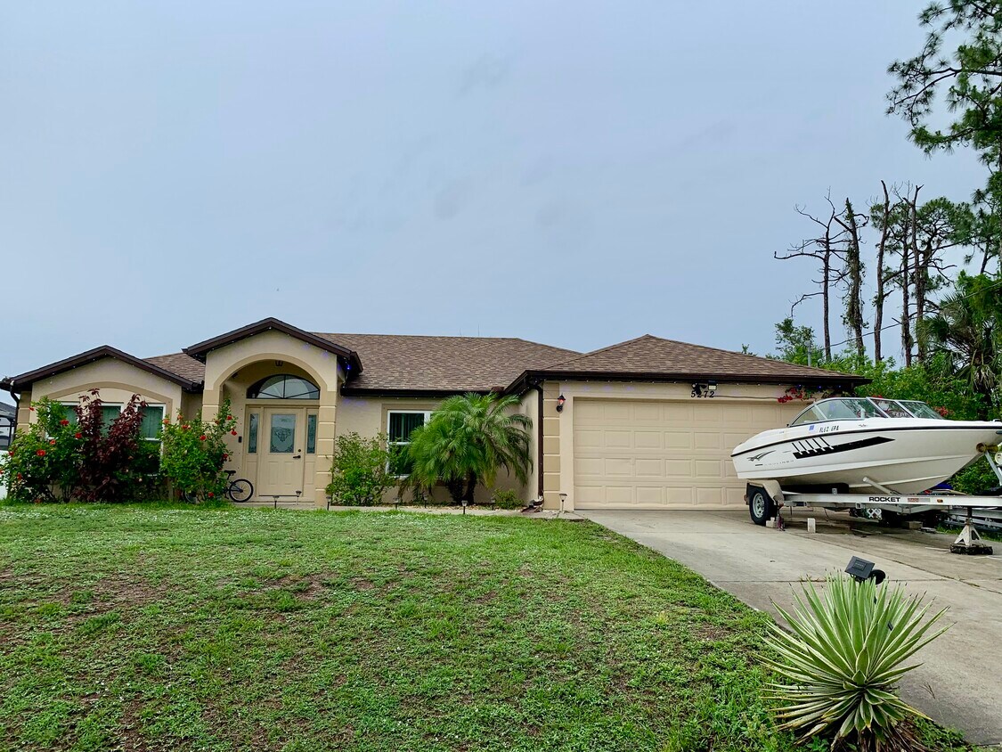 Foto principal - 5272 Andris St